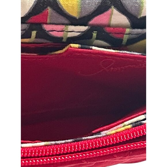 Vera Bradley Red Quilted Wristlet Wallet With Turnlock Closure - Picture 6 of 8